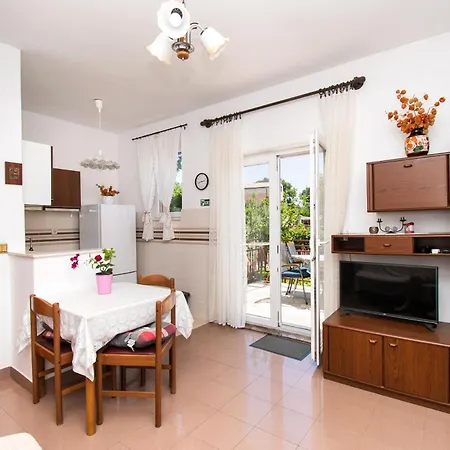 Apartmán Cace Brodarica (Sibenik-Knin)