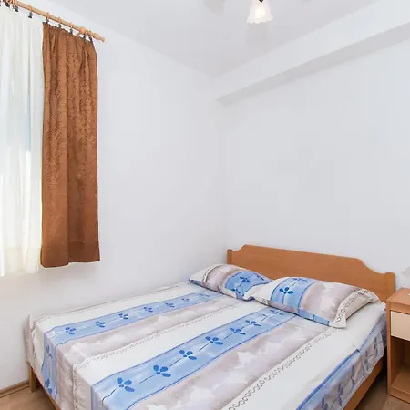 Cace Brodarica (Sibenik-Knin)