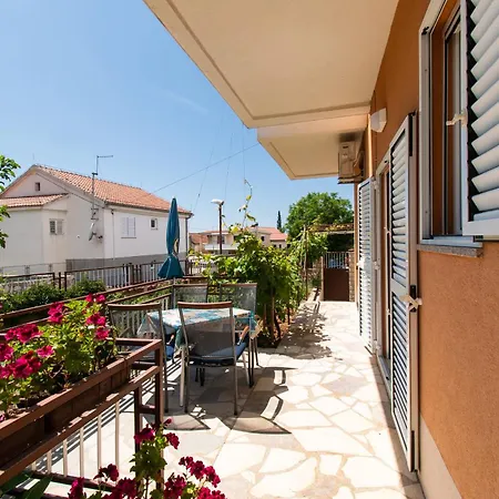 Cace Brodarica (Sibenik-Knin)