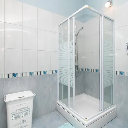 Cace 布罗达里卡