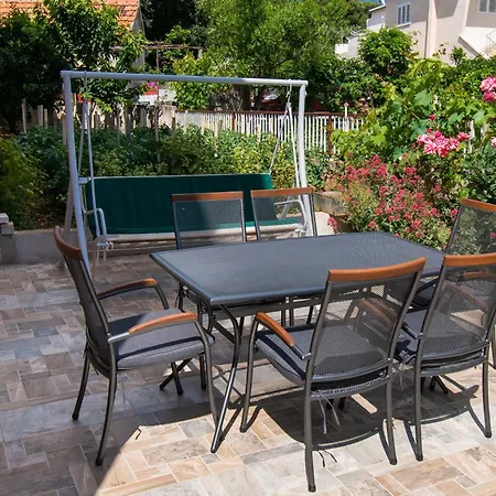Apartment Cace