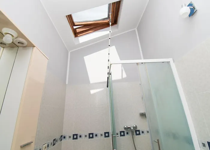 Cace דירה ברודאריצה