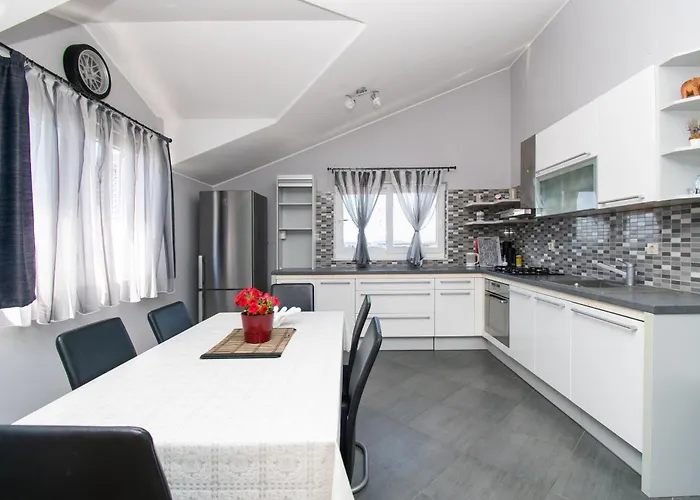 דירה Cace ברודאריצה