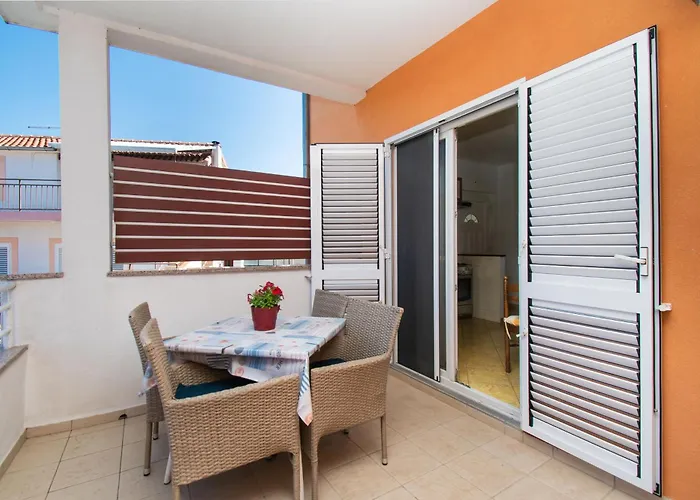 Cace * ברודאריצה